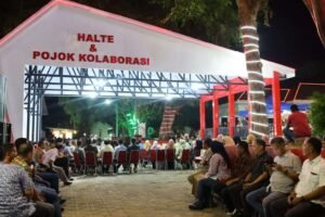 Bupati Bone Resmikan Halte dan Pojok Kolaborasi di Lapangan Merdeka Watampone