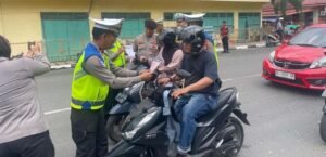 Hari Pertama Operasi Keselamatan Pallawa 2026, Satlantas Polres Bone Gencarkan Sosialisasi di Jalan Raya