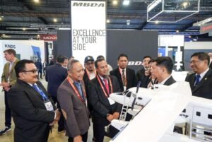 Gubernur Sulsel Inisiasi Kerja Sama dengan PTDI, Kembangkan Pesawat Amphibi di Singapore Airshow 2026