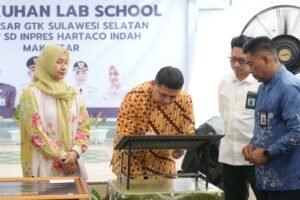 Wali Kota Makassar Tegaskan Guru Fondasi Utama Pendidikan, Anggaran dan Program Luar Negeri Disiapkan