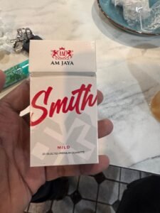ROKOK ILEGAL MEREK SMITH SEMAKIN MENGUASAI PASAR, KKMB UNISMUH MENEGASKAN BENTUK KEGAGALAN KAPOLDA SULSEL