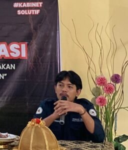 Presma Badan Eksekutif Mahasiswa Fakultas Ilmu Sosial Ekonomi & Humaniora Universitas Cokroaminoto Makassar (BEM FISEH UCM) Anugrah Usman*