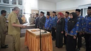 Bupati Pinrang Lantik 12 Pejabat, Perkuat Kualitas Pelayanan Publik