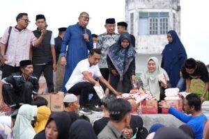 Bupati Sidrap Buka Pasar Murah Ramadan di Rappang, Bantu Warga Dapatkan Sembako Terjangkau