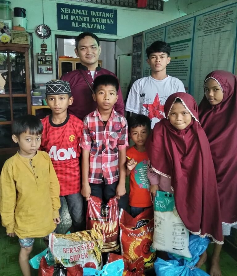 Aksi Nyata Ramadhan, Panitia Zakat dan Remaja Masjid Baburroyyan Griya Antang Harapan Berbagi ke Panti Asuhan Al-Razzaq Makassar