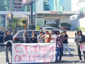 GPII GERUDUK BALAIKOTA MAKASSAR, MINTA EVALUASI DISPORA