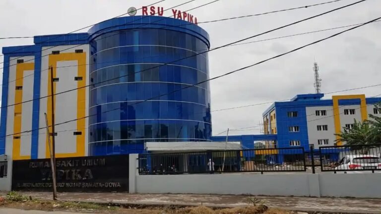 Warga Soroti Fasilitas dan Pelayanan RS Yapika Samata